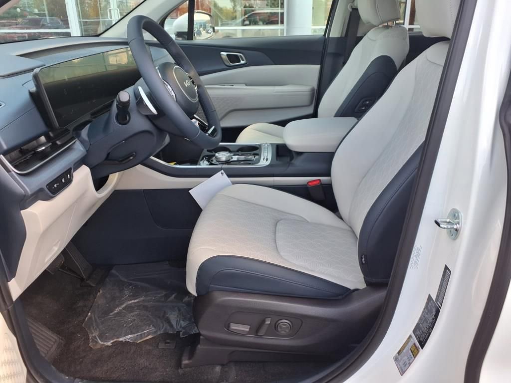 New 2026 Kia Carnival SX image 19