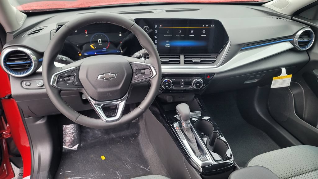 New 2026 Chevrolet Trax LT w/ Driver Confidence Package FWD image 24