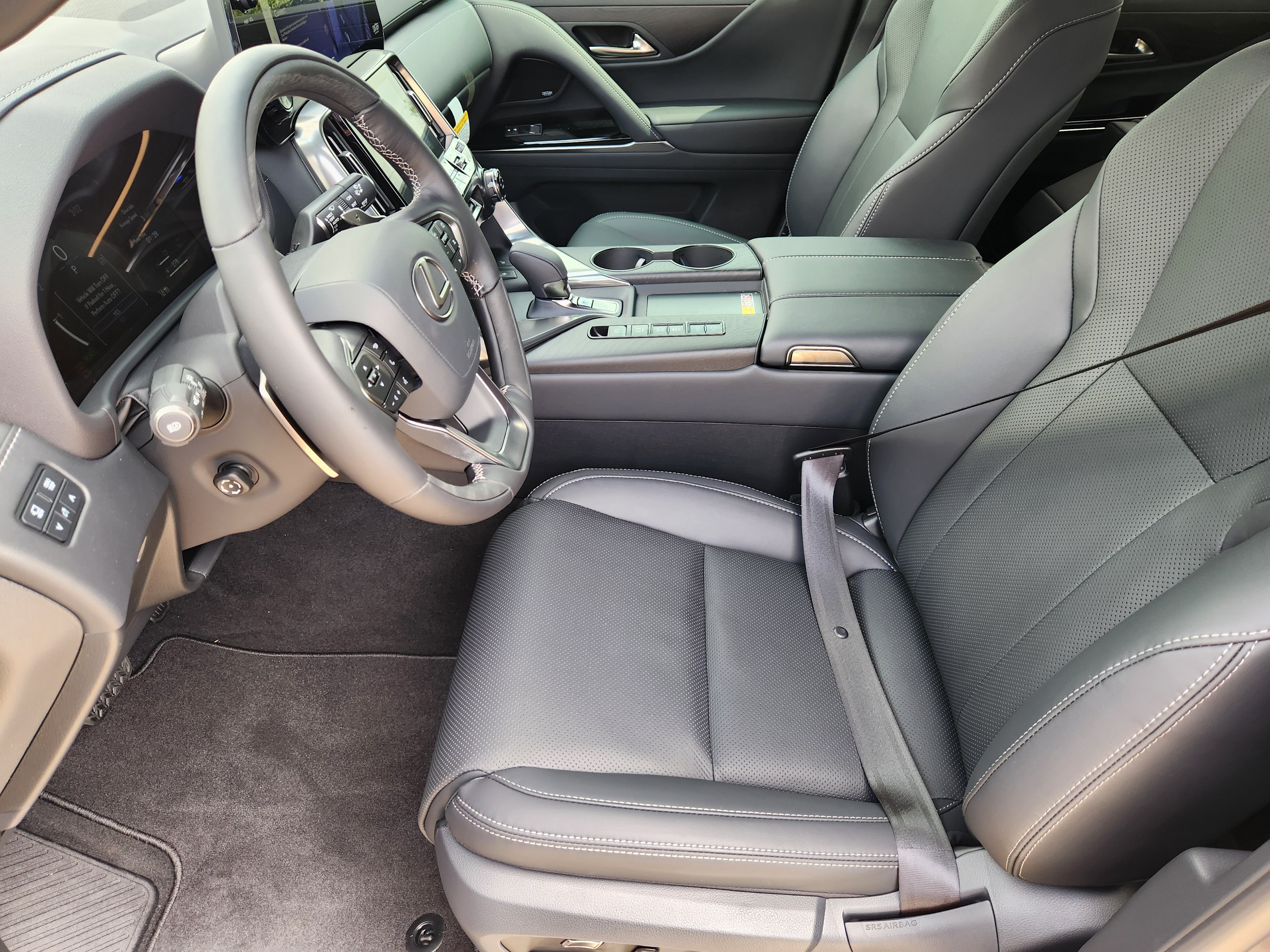New 2026 Lexus LX 700h Luxury w/ Appearance Package AWD/4WD image 5