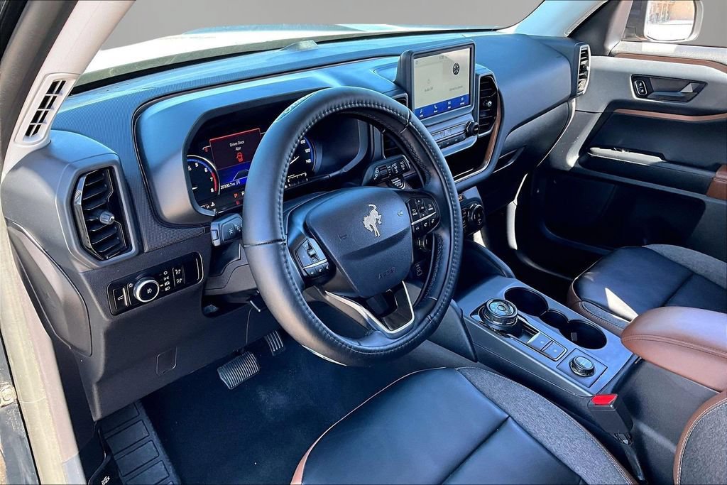Used 2024 Ford Bronco Sport Outer Banks AWD/4WD image 17