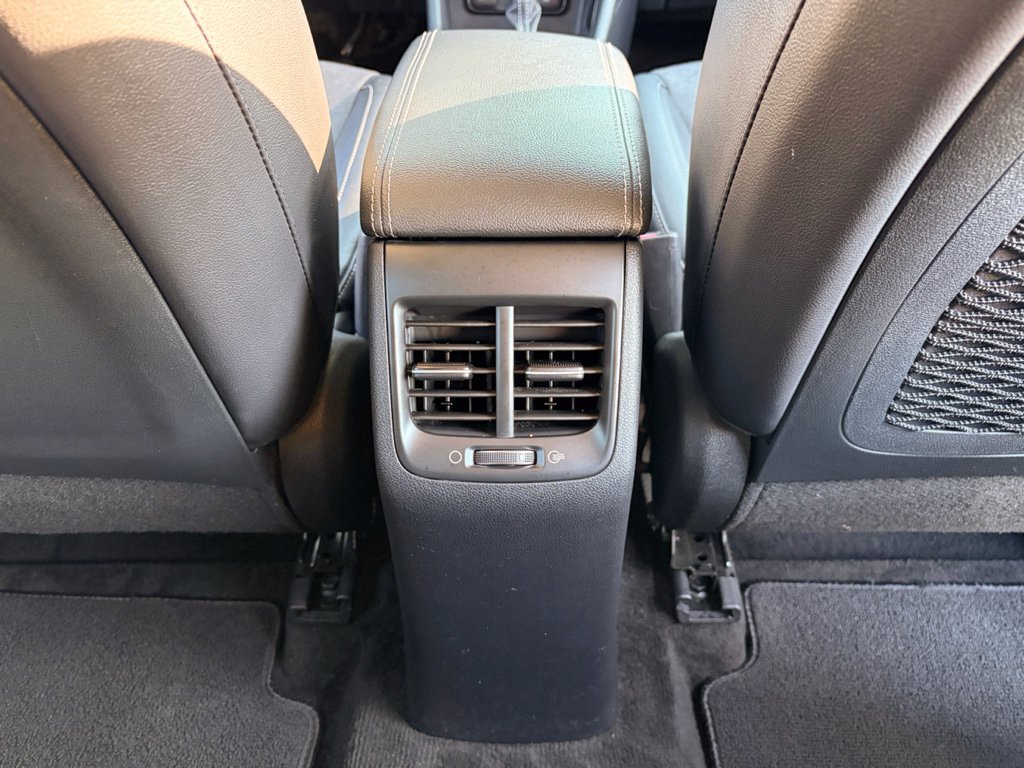 Used 2022 Kia Niro EX image 20