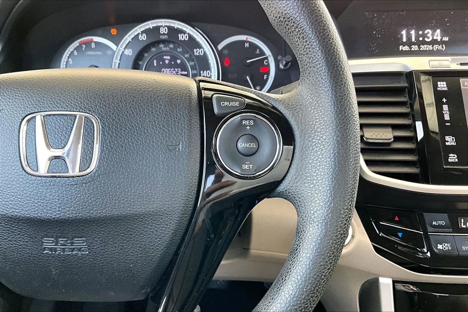 Used 2016 Honda Accord EX image 11