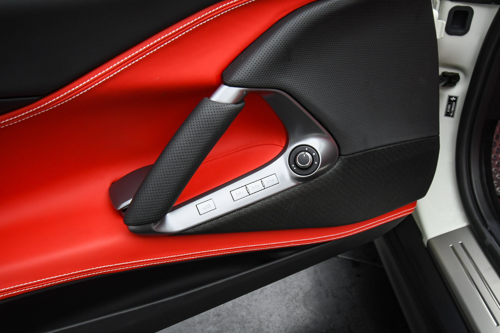 Used 2022 Ferrari 812 GTS RWD image 39