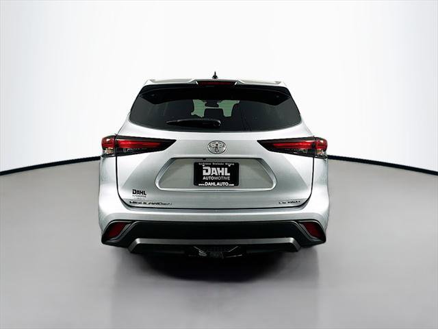 Certified 2024 Toyota Highlander LE image 10