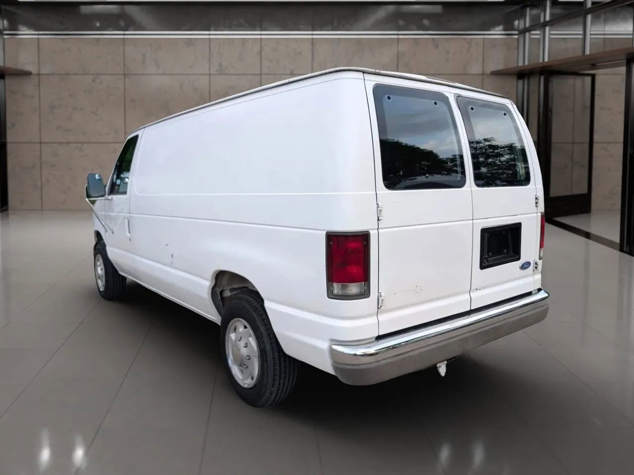 Used 1995 Ford E-250 and Econoline 250 Heavy-Duty image 16