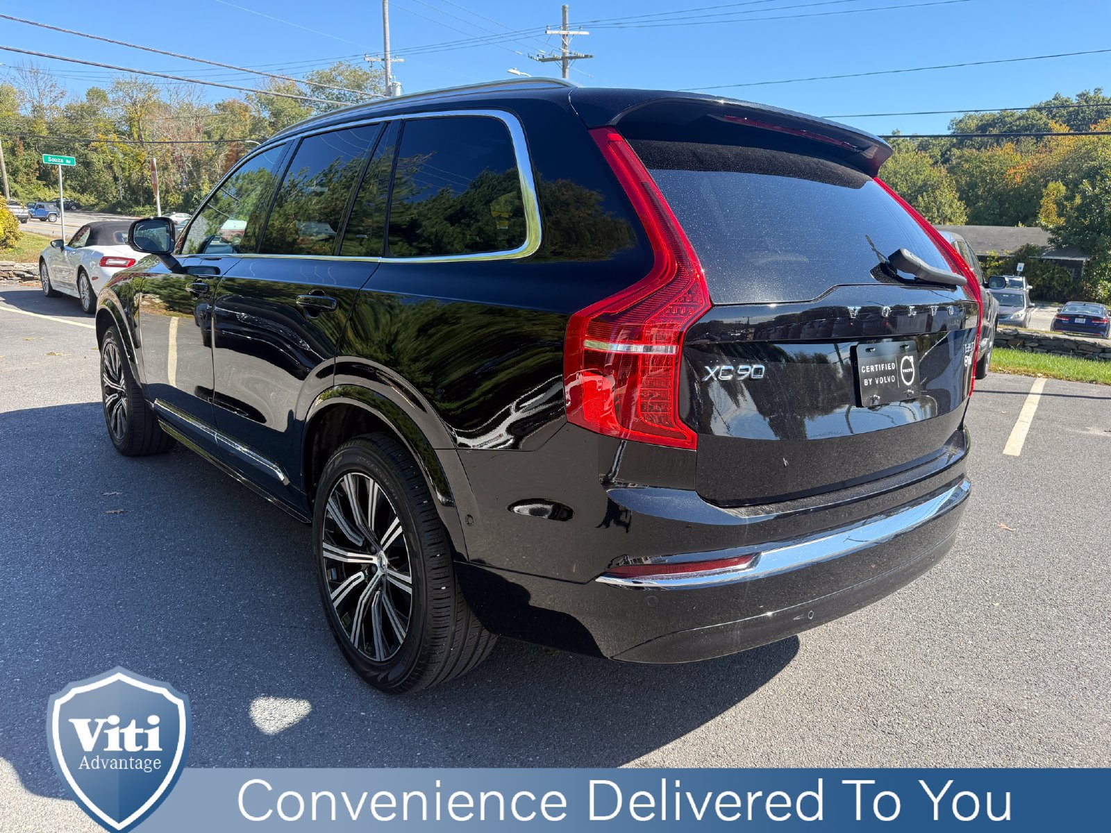 Certified 2023 Volvo XC90 B6 Plus AWD/4WD image 6