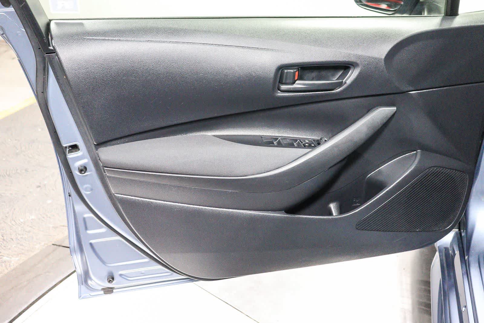 Certified 2025 Toyota Corolla LE FWD image 23