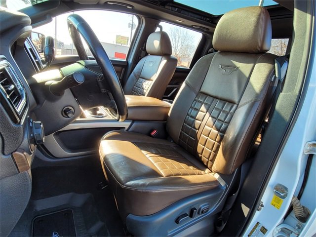 Used 2023 Nissan Titan Platinum Reserve w/ Moonroof Package image 8