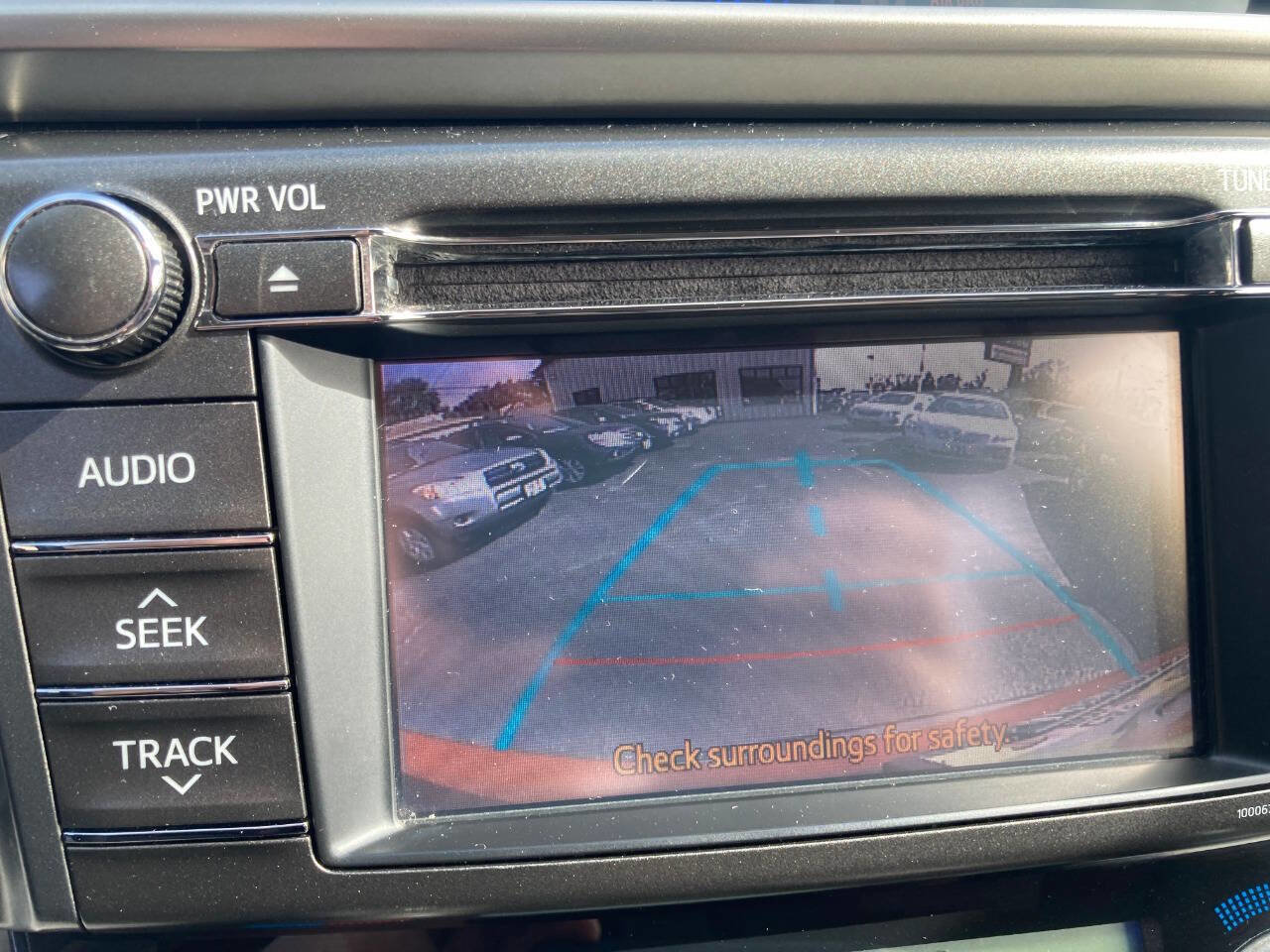 Used 2013 Toyota RAV4 XLE image 94