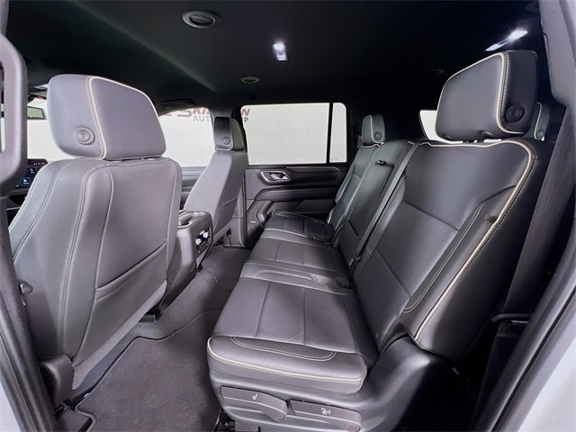 Used 2024 GMC Yukon XL SLT image 23