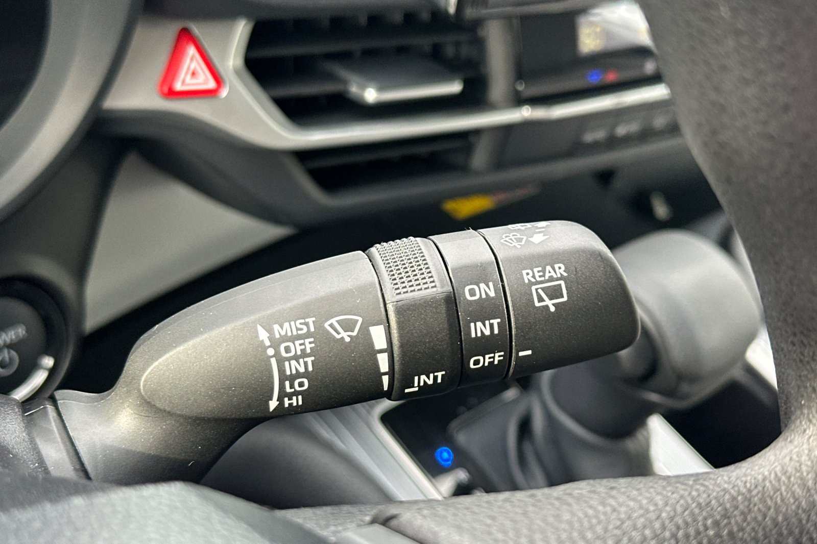 Certified 2026 Toyota Sienna LE FWD image 39