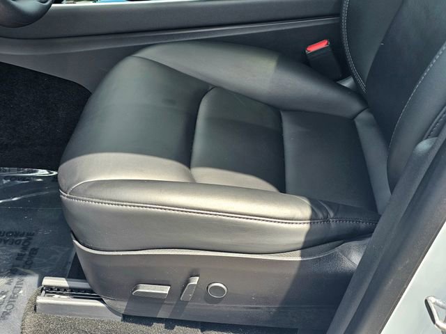 Used 2021 Tesla Model Y Long Range AWD/4WD image 18