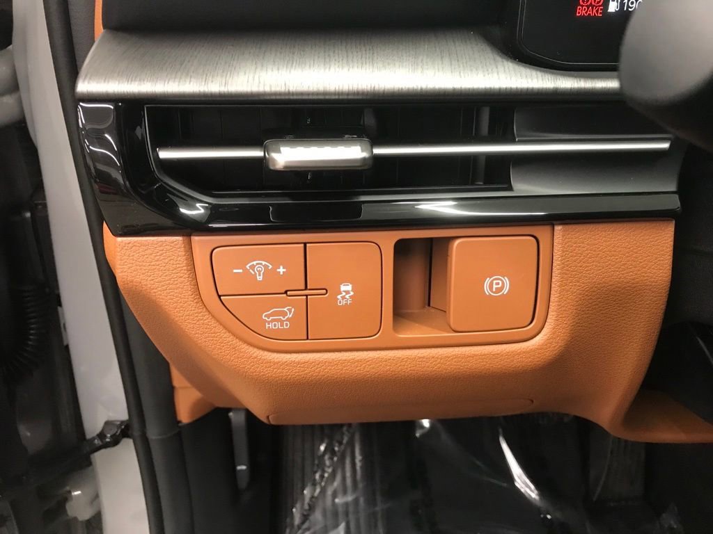 Used 2026 Kia Sportage X-Line w/ X-Line Technology Package image 24