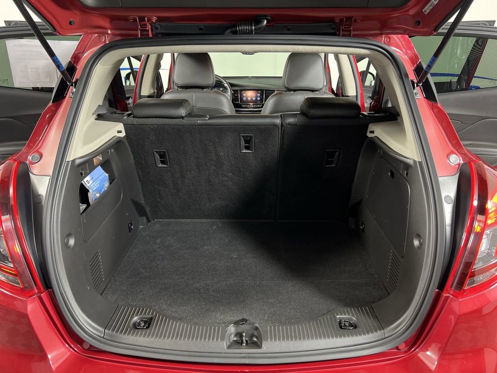 Certified 2019 Buick Encore Sport Touring AWD/4WD image 25