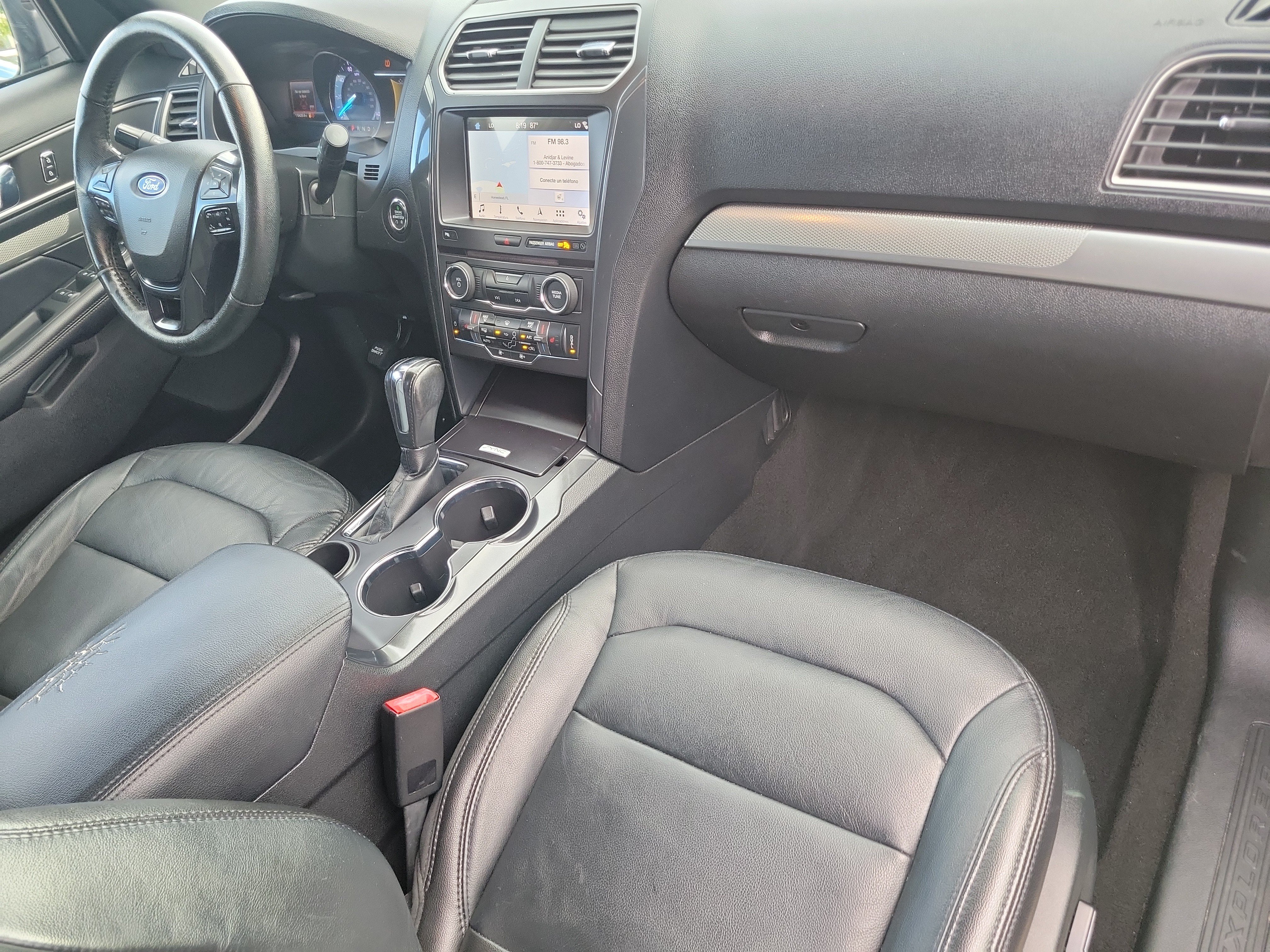 Used 2018 Ford Explorer XLT w/ Equipment Group 202A FWD image 15
