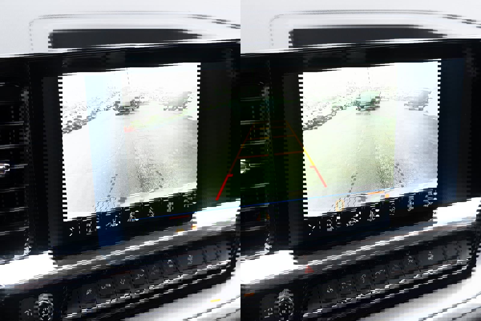 Used 2025 Chevrolet Silverado 1500 High Country w/ Technology Package image 3