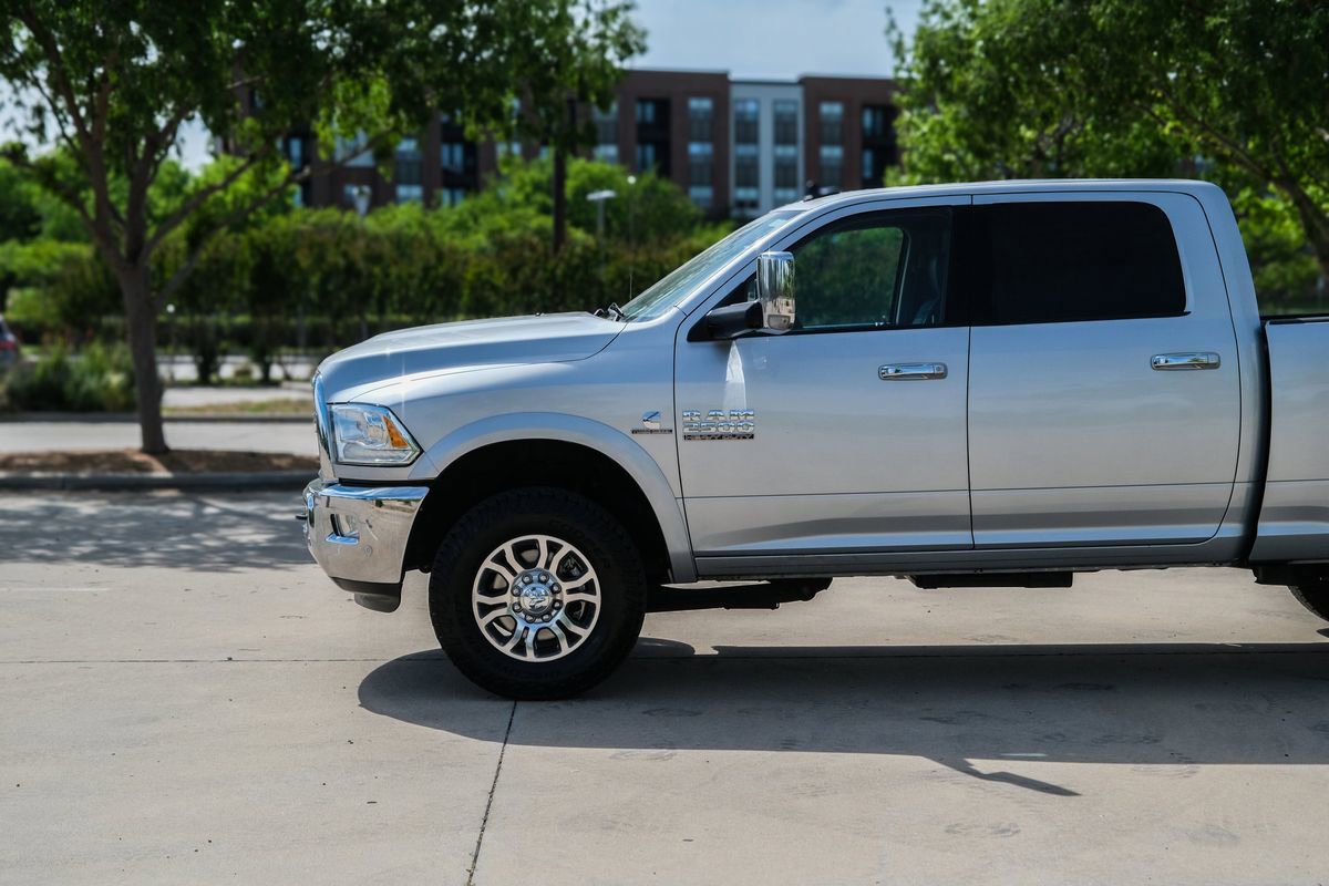 Used 2017 RAM 2500 Laramie image 11