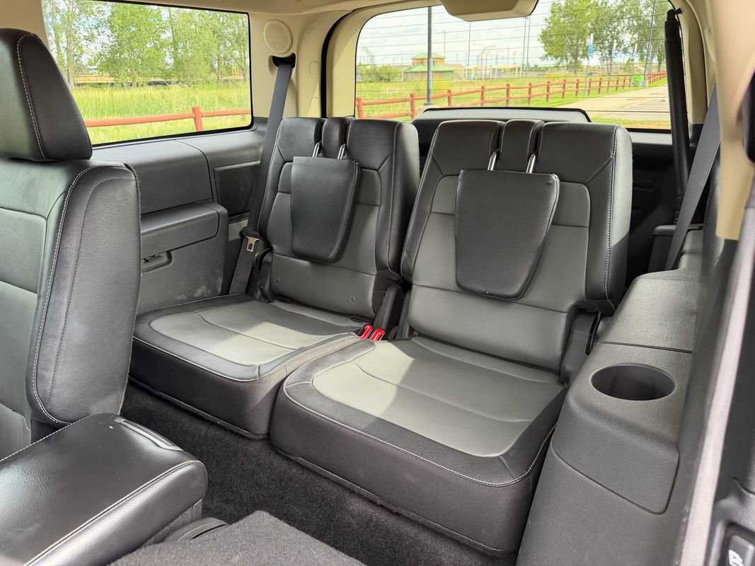 Used 2014 Ford Flex Limited w/ Equipment Group 303A AWD/4WD image 15