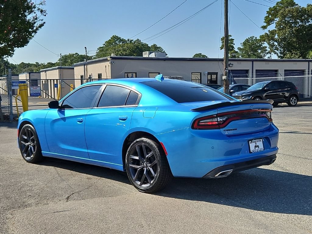 Used 2023 Dodge Charger SXT w/ Blacktop Package RWD image 5