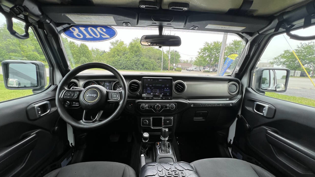 Used 2018 Jeep Wrangler Unlimited Sport image 15