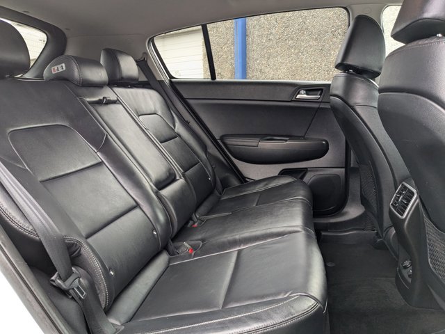 Used 2017 Kia Sportage EX image 28