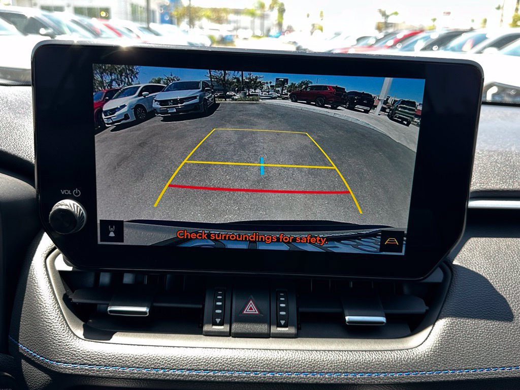 Used 2025 Toyota RAV4 XSE AWD/4WD image 29
