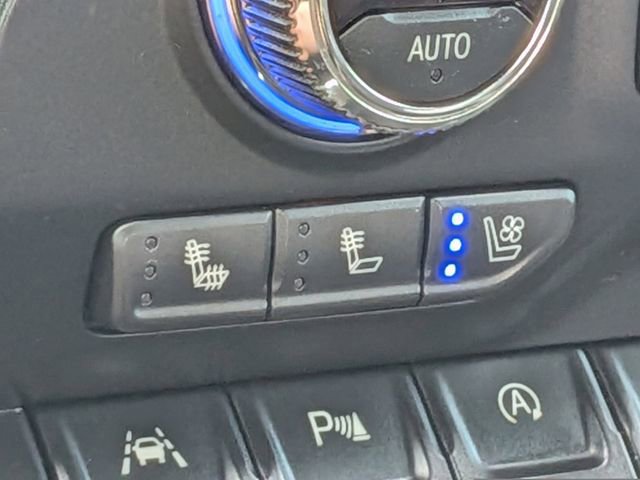 Used 2019 GMC Sierra 1500 Denali w/ Driver Alert Package II image 23