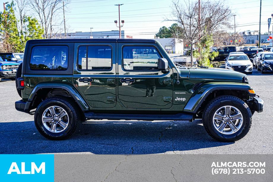 Used 2022 Jeep Wrangler Unlimited Sahara w/ Dual Top Group image 9