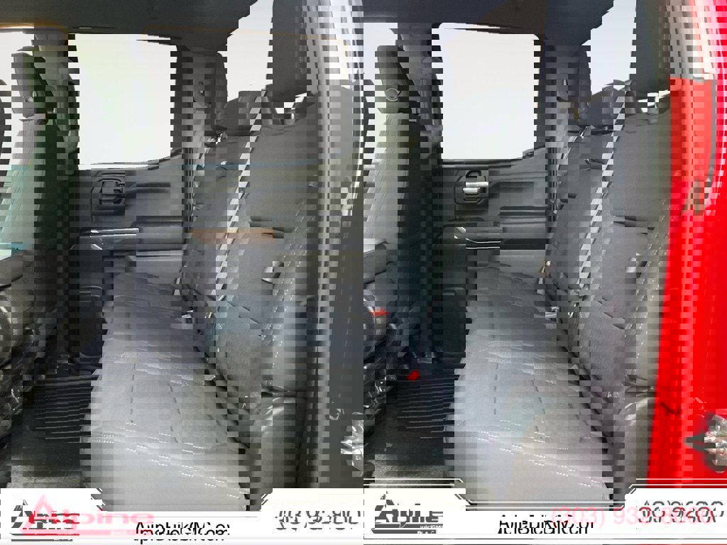 Used 2020 Chevrolet Silverado 1500 RST w/ Convenience Package image 10