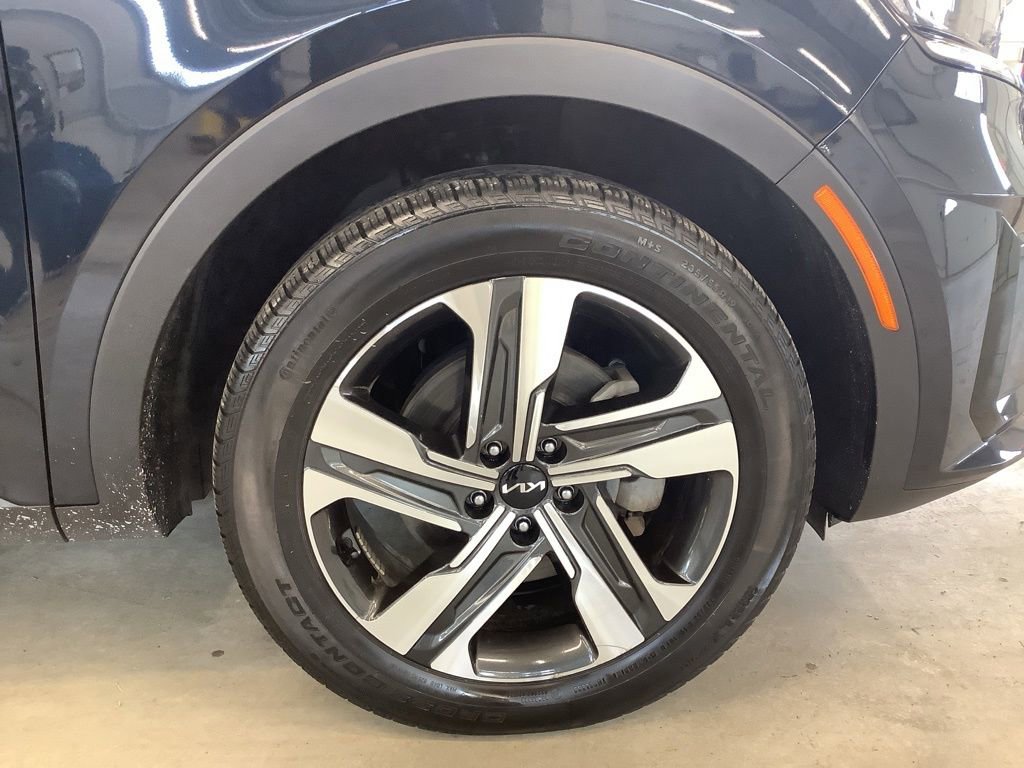 Certified 2023 Kia Sorento EX AWD/4WD image 10