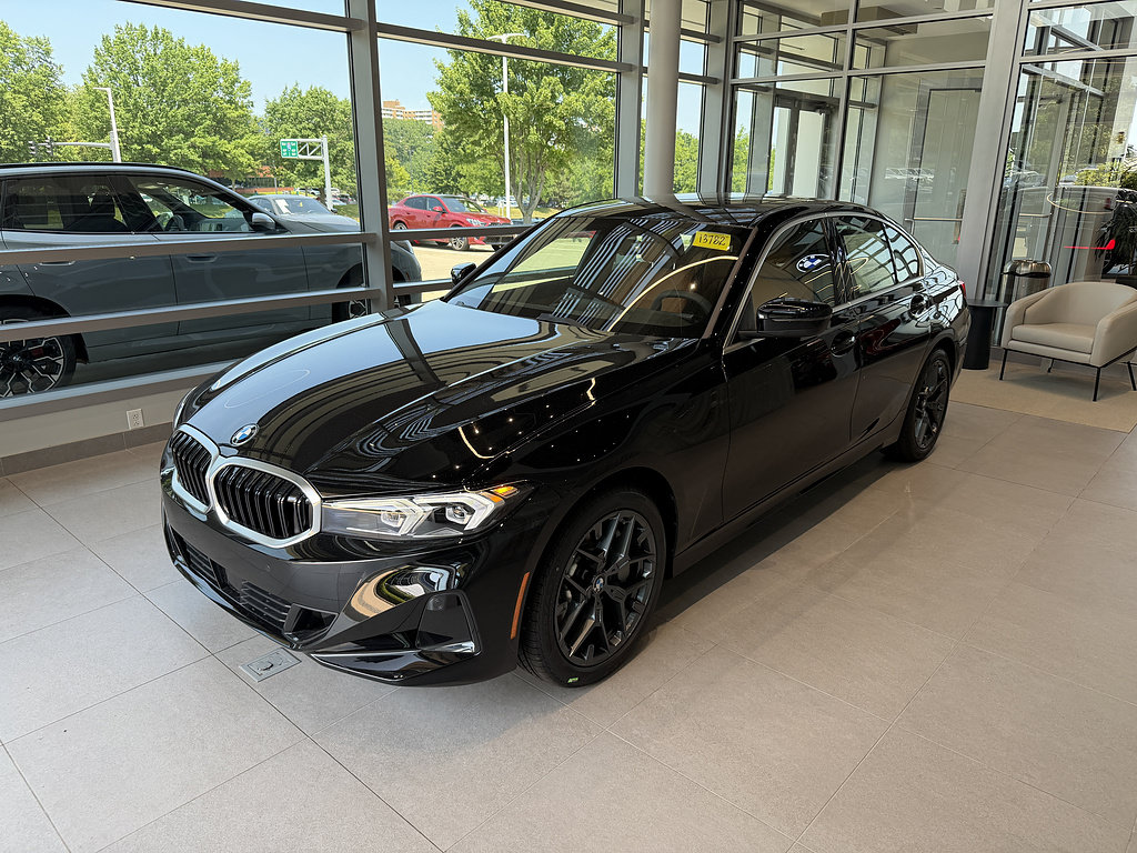 New 2026 BMW 330i xDrive Sedan w/ Convenience Package AWD/4WD image 3