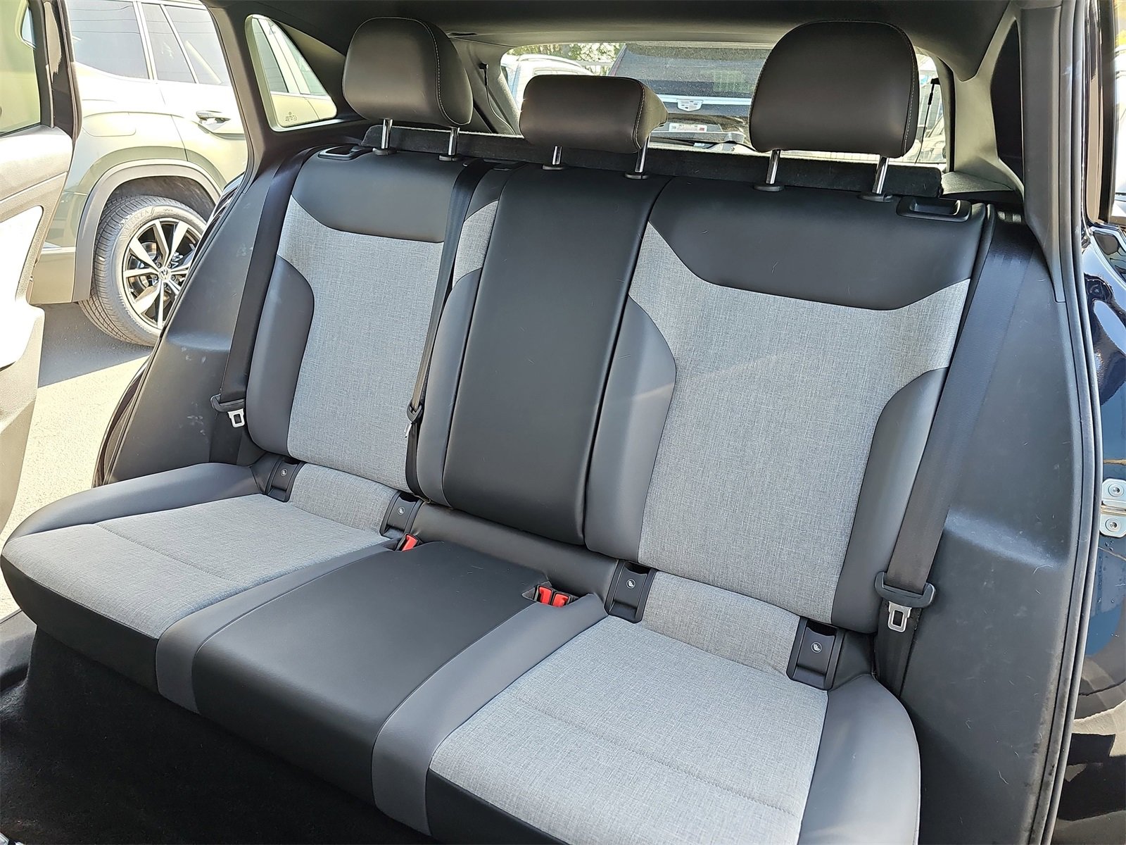 Certified 2023 Volkswagen ID.4 Pro image 13