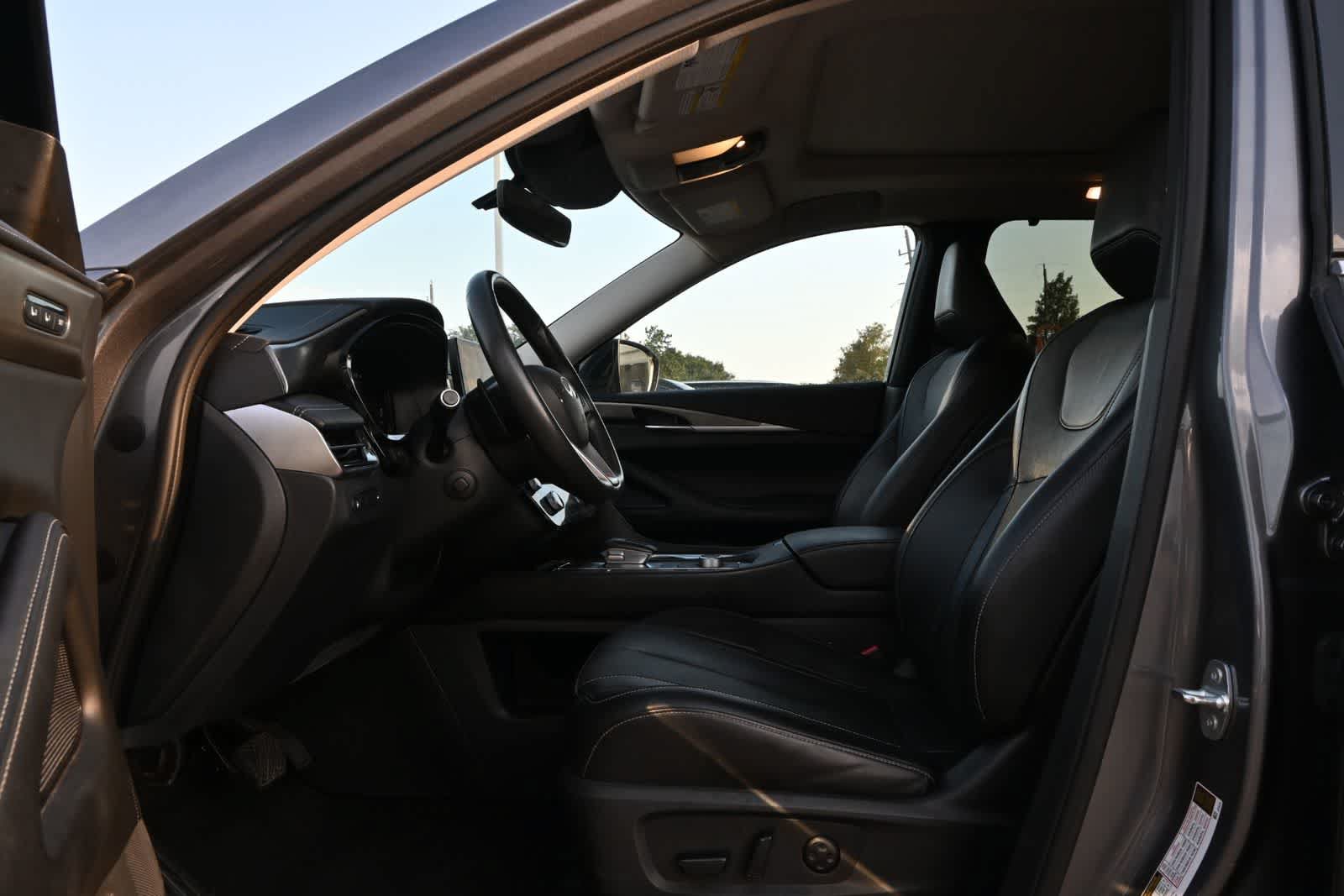 Used 2023 INFINITI QX60 Luxe AWD/4WD image 17