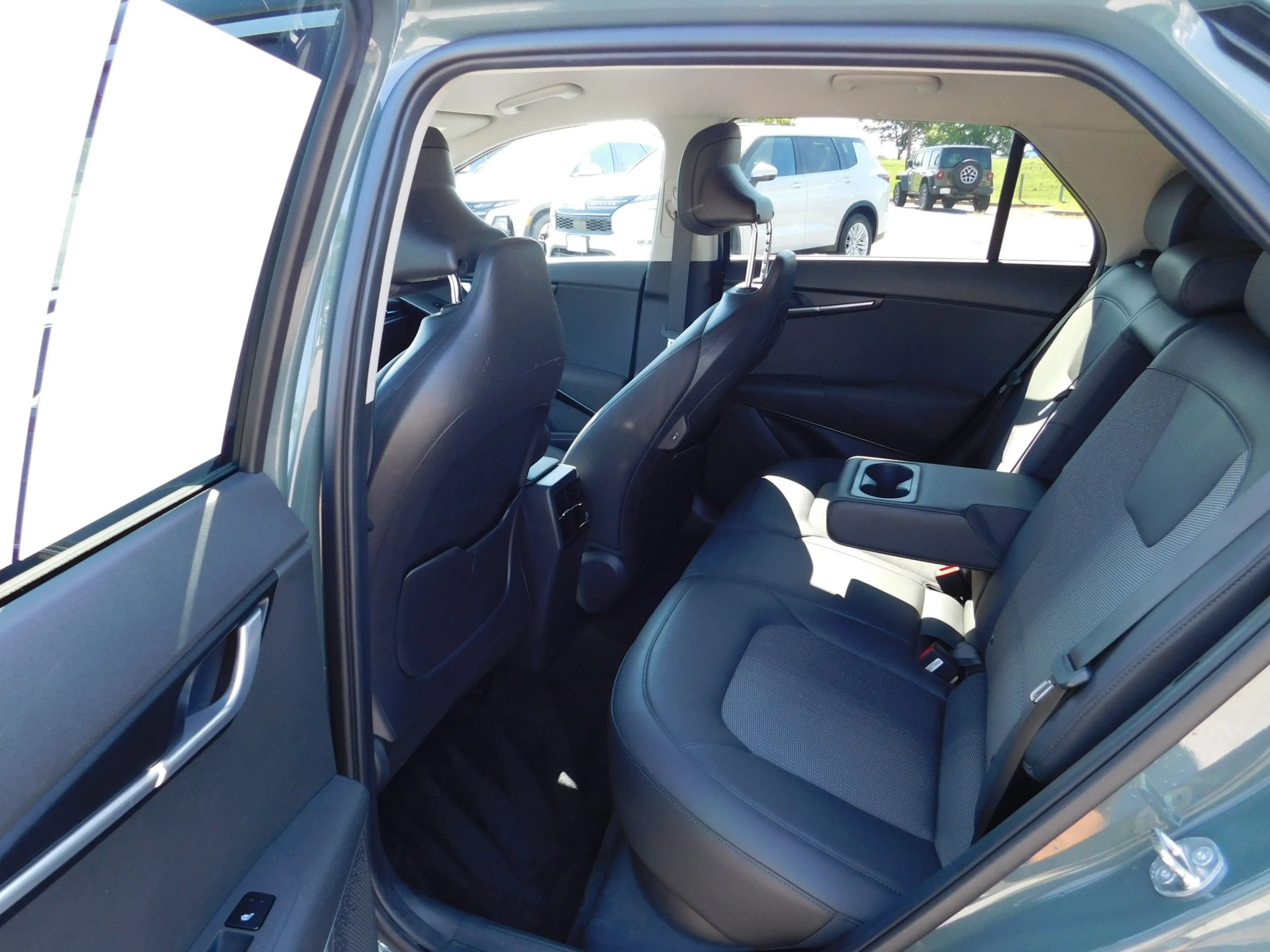 Used 2024 Kia Niro Wind w/ Wind Preserve Package FWD image 13