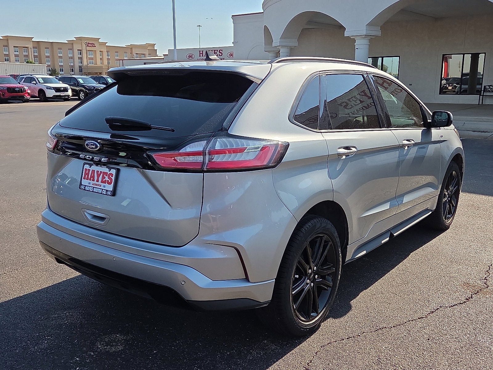 Used 2024 Ford Edge ST-Line image 4