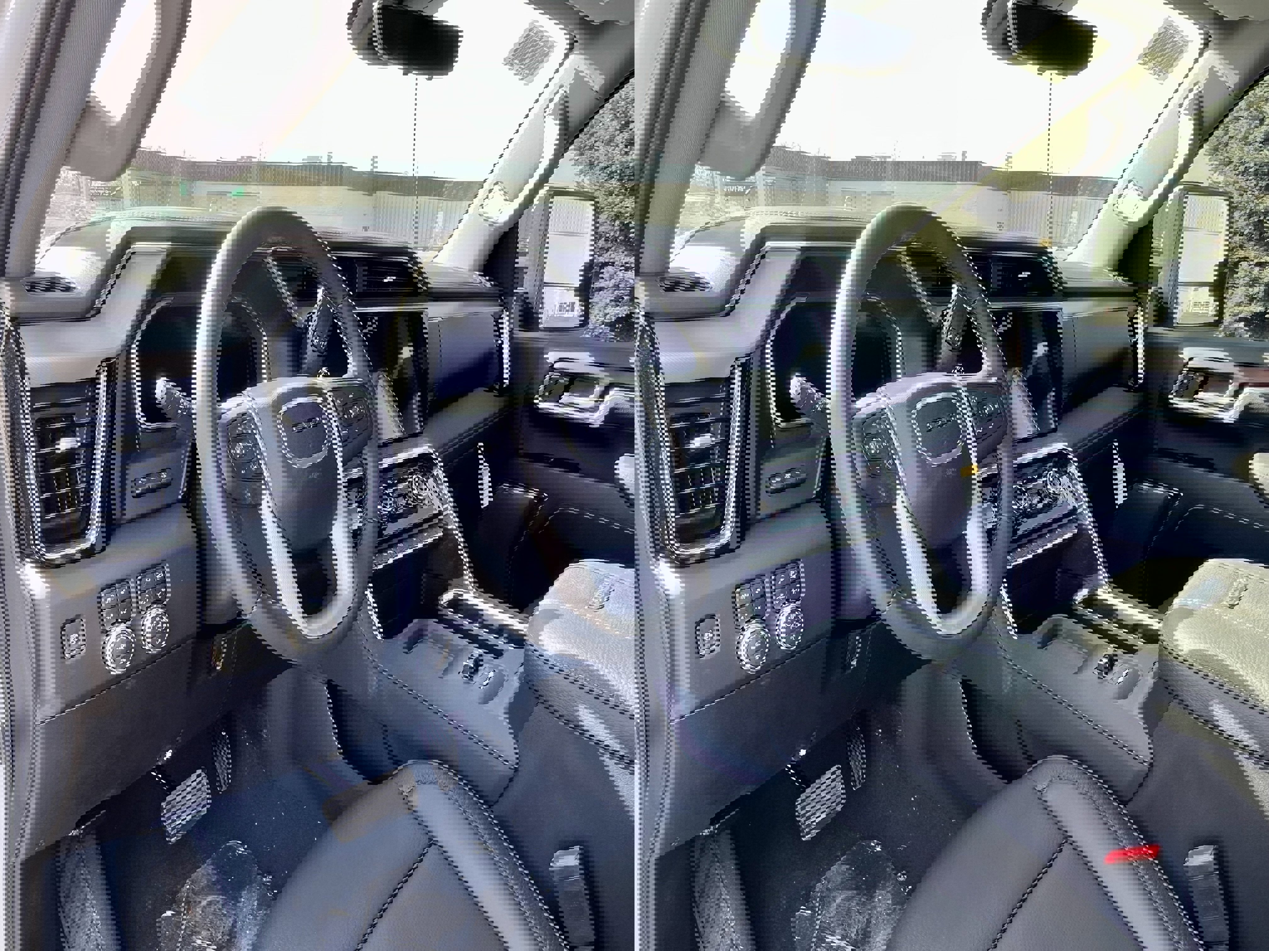 New 2026 GMC Sierra 3500 Denali w/ Denali Reserve Package image 16