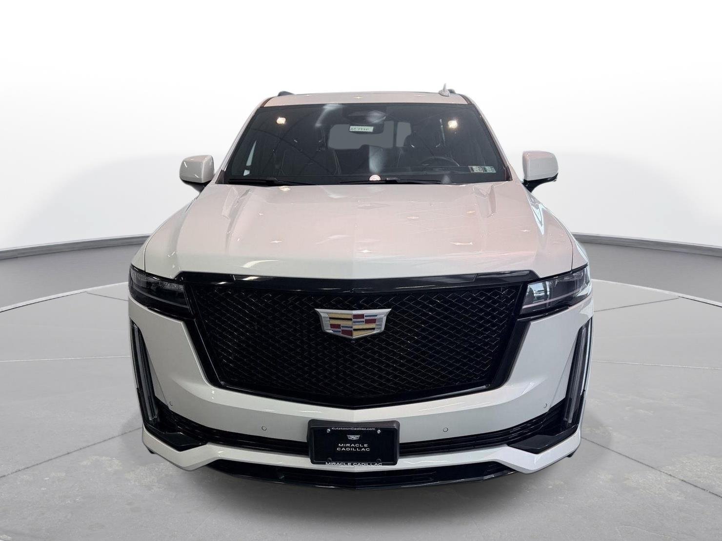 Used 2022 Cadillac Escalade Sport w/ Touring Package AWD/4WD image 17