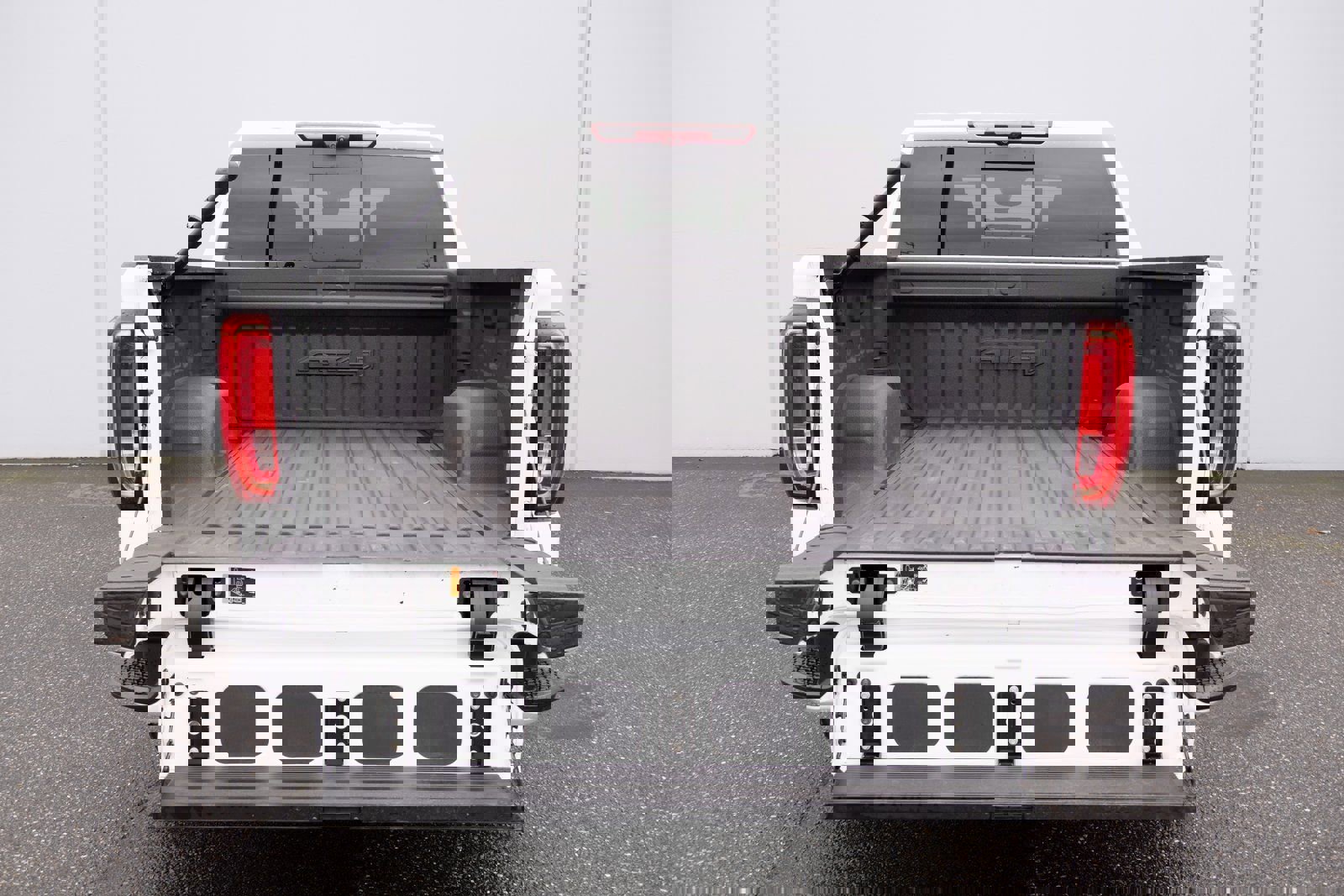 Used 2023 GMC Sierra 1500 AT4 w/ Technology Package image 27