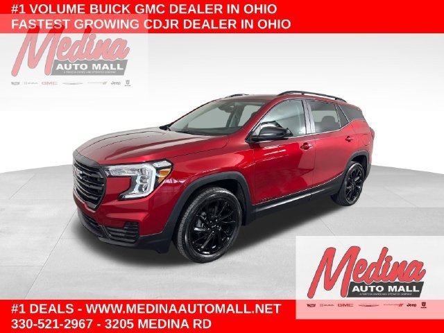 Used 2024 GMC Terrain SLE w/ Driver Convenience Package AWD/4WD image 1