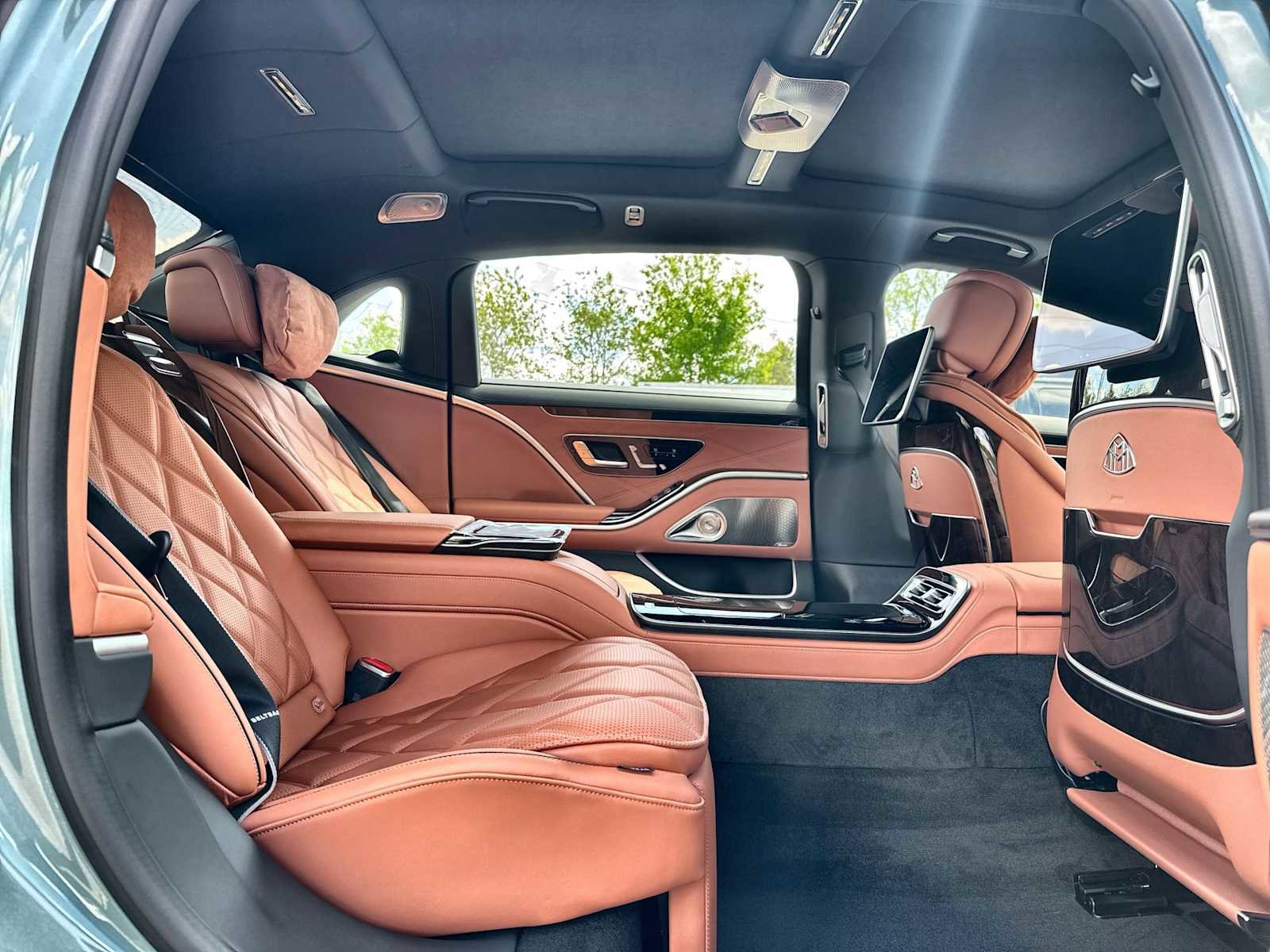 New 2026 Mercedes-Benz Maybach S 580 4MATIC image 19