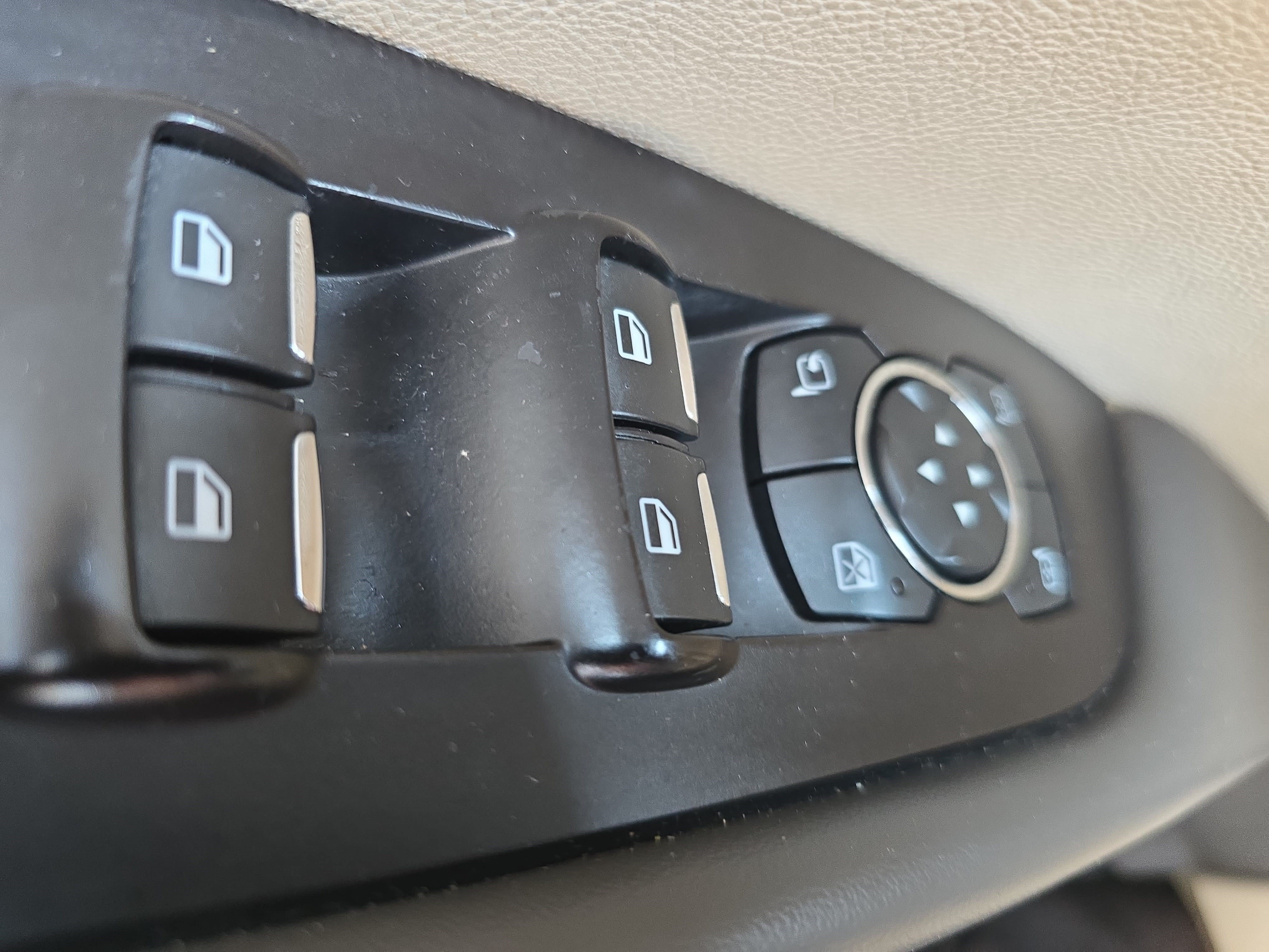 Used 2018 Lincoln MKX Premiere FWD image 27