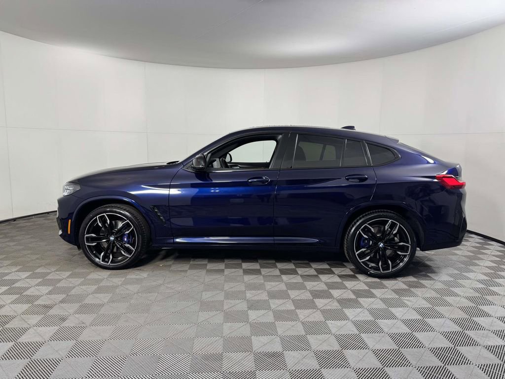 Used 2024 BMW X4 M40i w/ Premium Package image 11