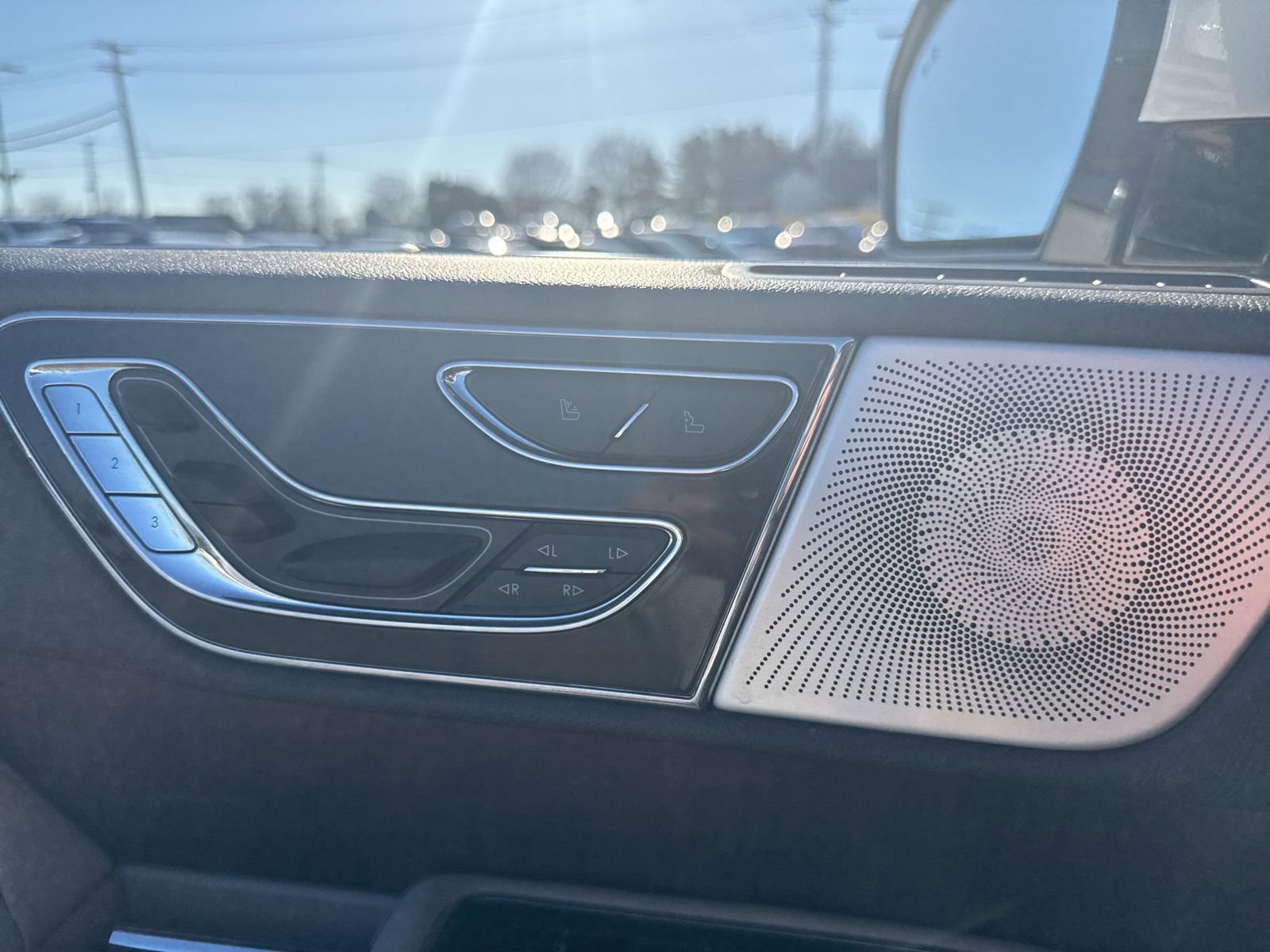 Used 2022 Lincoln Navigator Reserve image 17