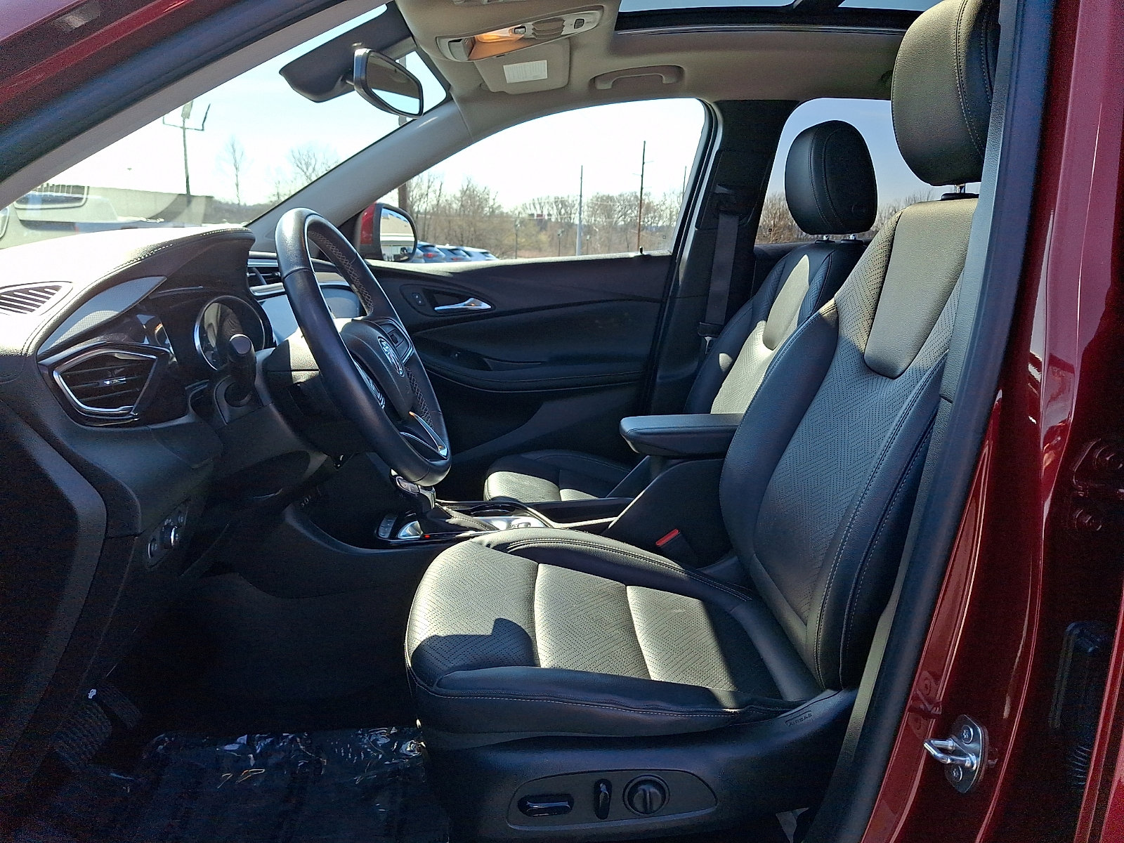 Used 2022 Buick Encore GX Essence w/ Experience Buick Package image 15