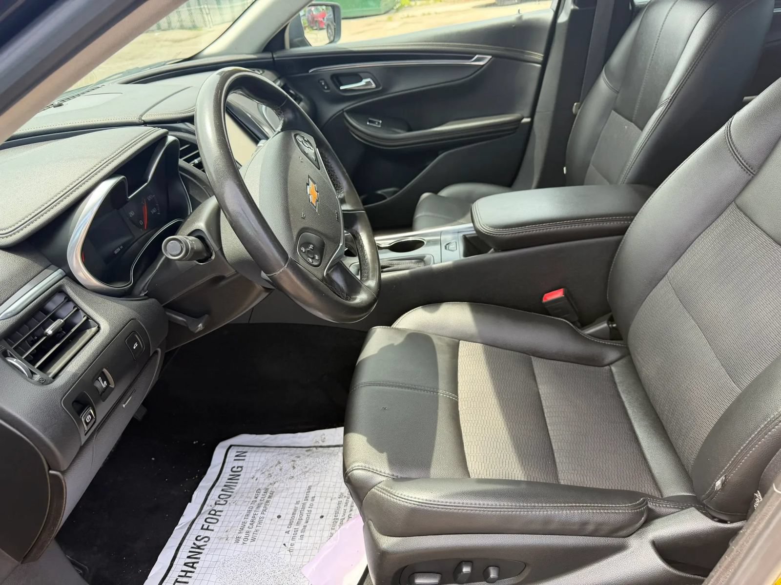 Used 2019 Chevrolet Impala LT FWD image 23