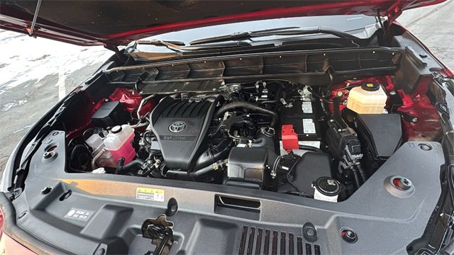 Used 2024 Toyota Highlander LE image 36