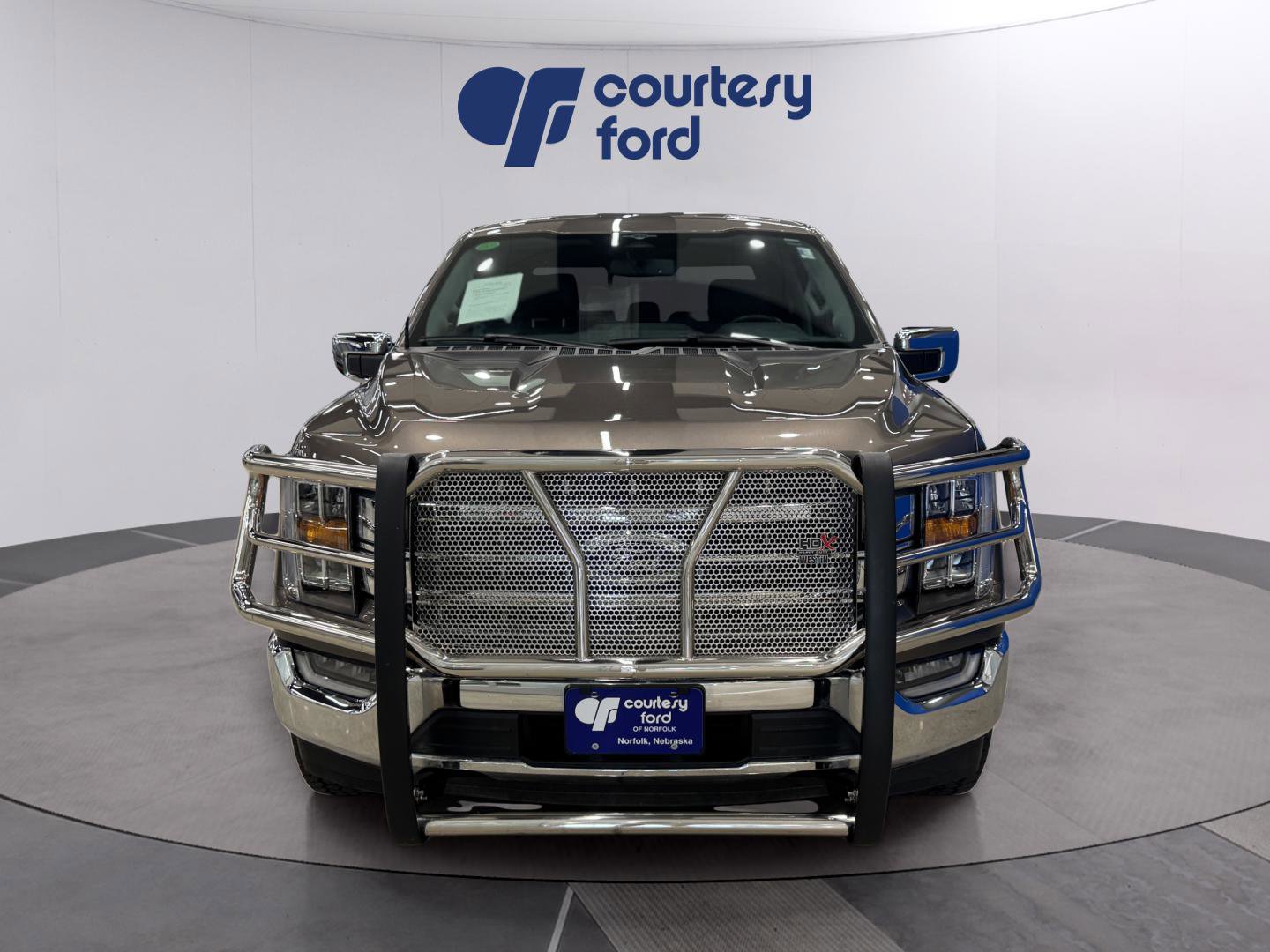 Certified 2023 Ford F150 Lariat w/ Trailer Tow Package AWD/4WD image 2