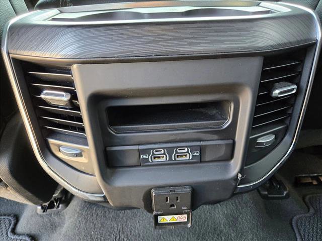 Used 2024 RAM 1500 Laramie AWD/4WD image 18