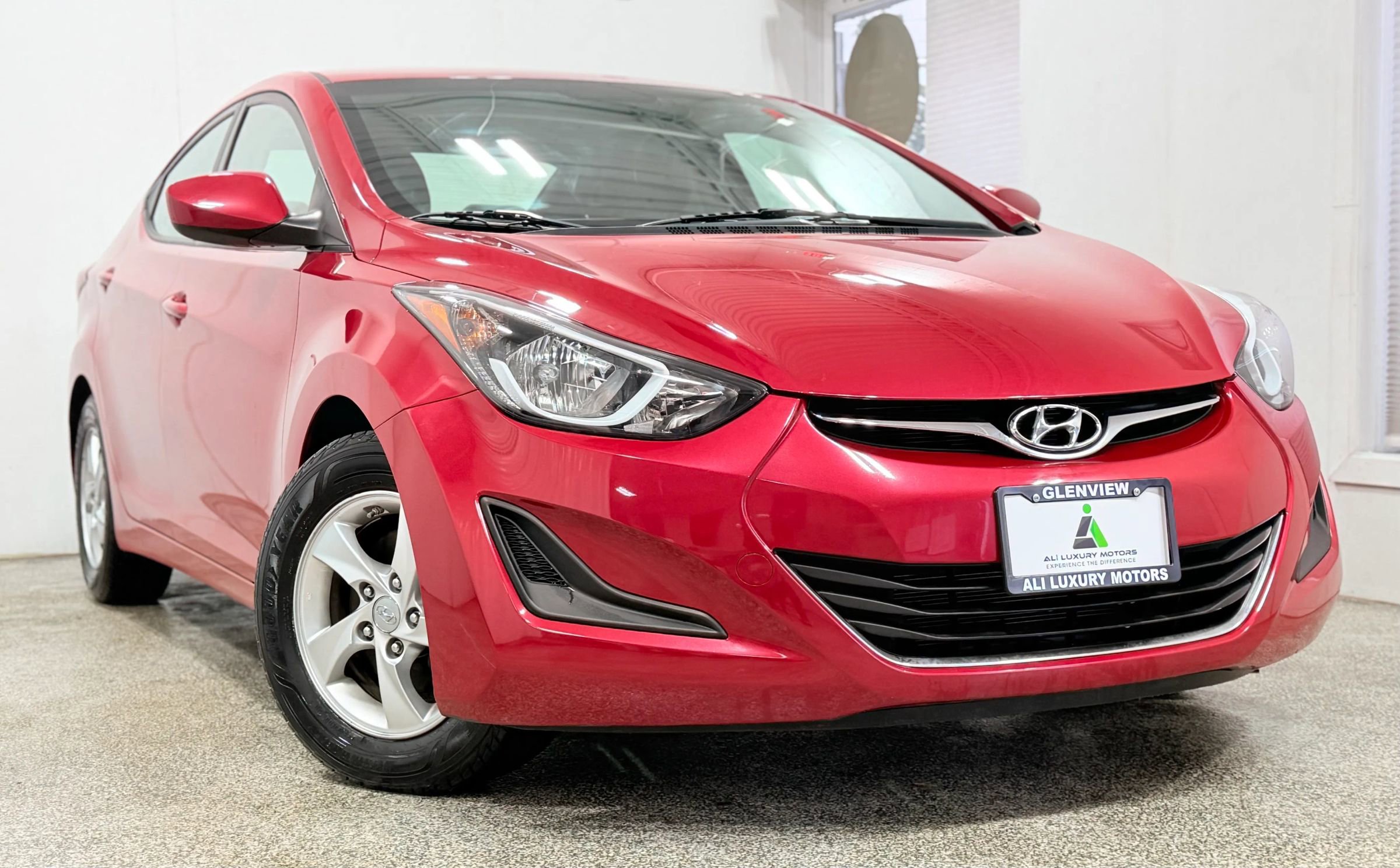 Used 2014 Hyundai Elantra SE image 3