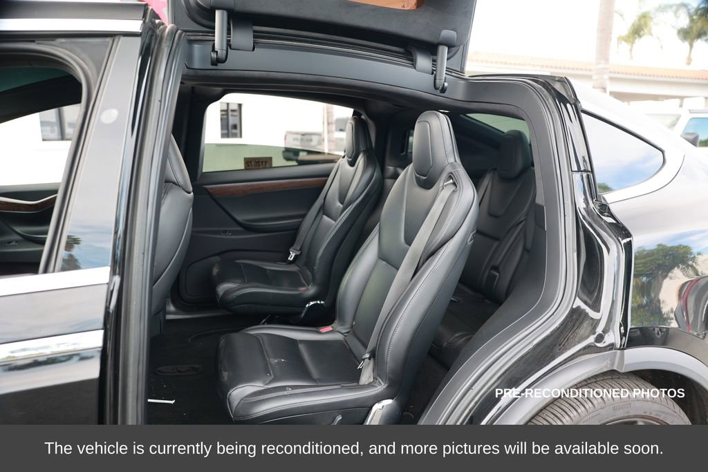 Used 2021 Tesla Model X Long Range image 12
